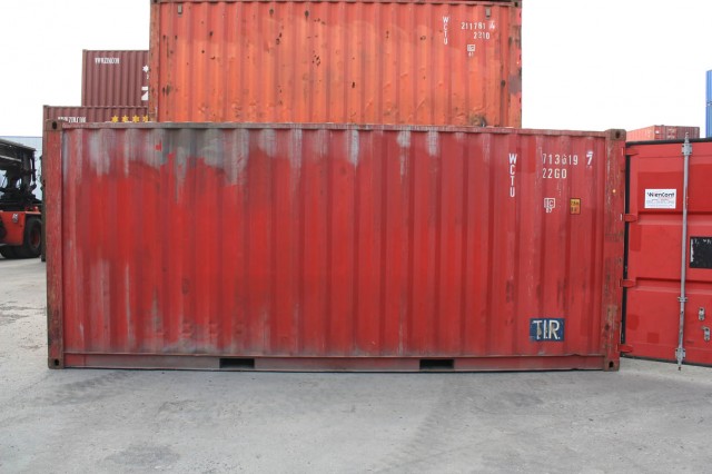 Unser erster Container Container Number One: das künftige Interkultur-Vehikel