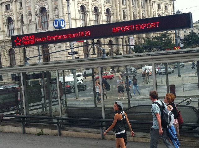 Volkstheater: IMPORT/EXPORT