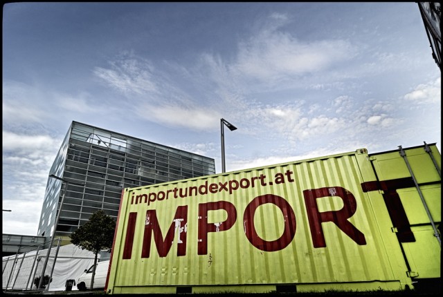 Vorher: AEC mit Container