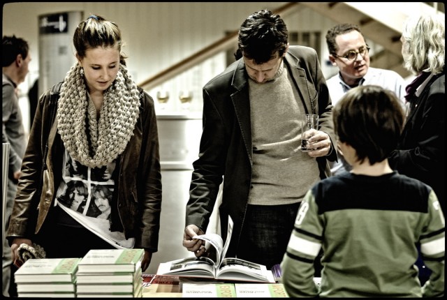 WirBerichten 0711 200